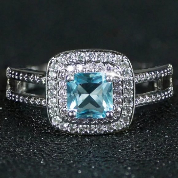 Jewelry - NEW Silver Blue Princess Cut Double Pink Halo Ring